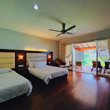 Langkah Syabas Beach Resort Kinarut Exterior photo