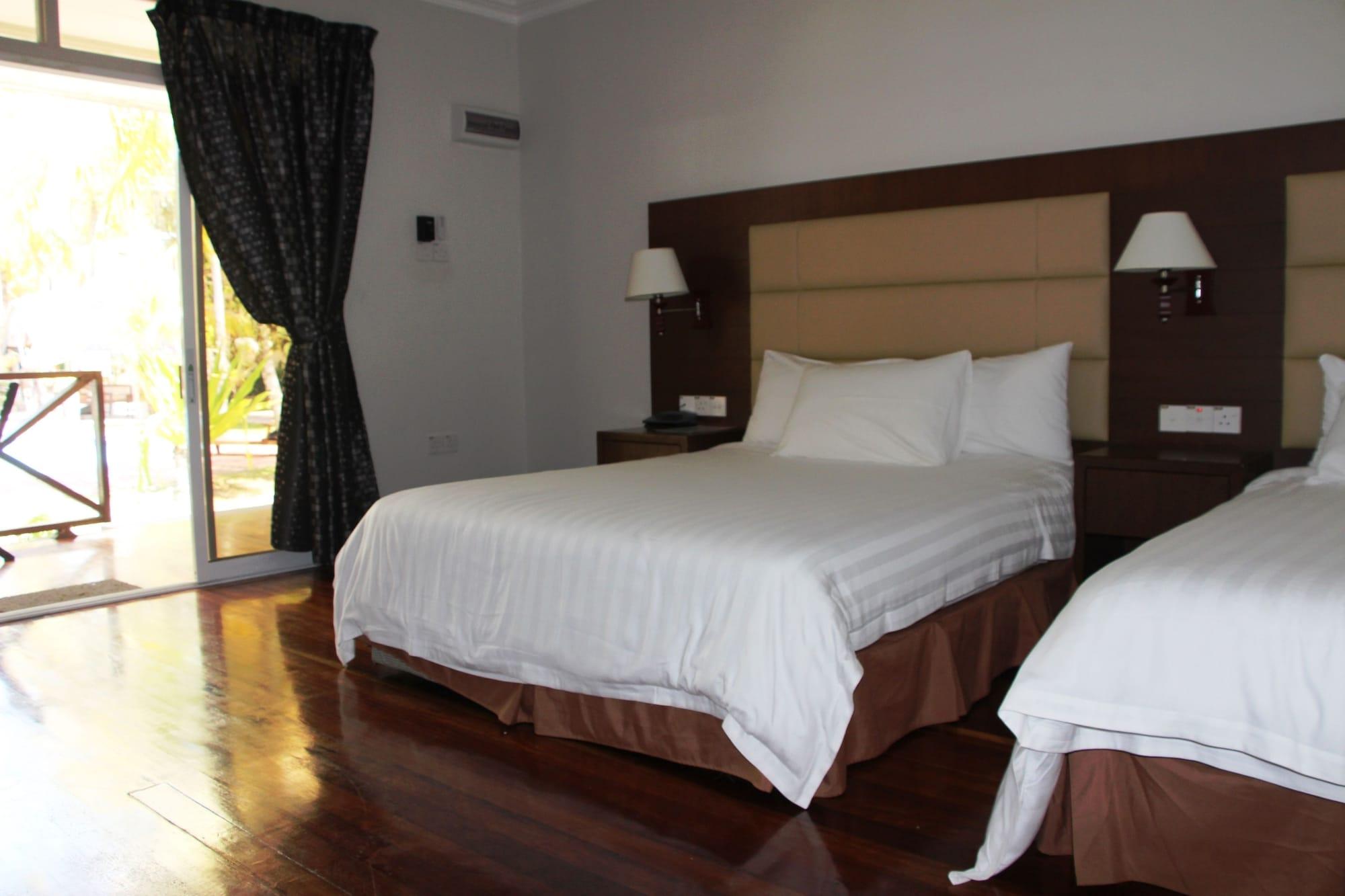 Langkah Syabas Beach Resort Kinarut Exterior photo