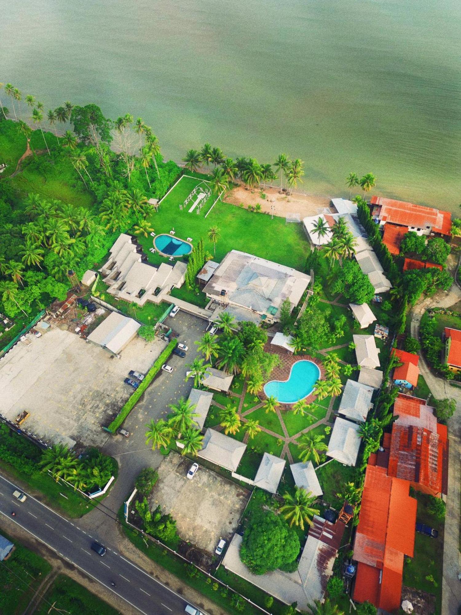 Langkah Syabas Beach Resort Kinarut Exterior photo