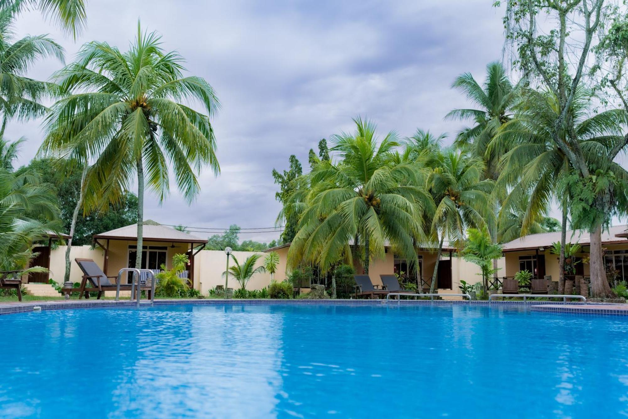 Langkah Syabas Beach Resort Kinarut Exterior photo