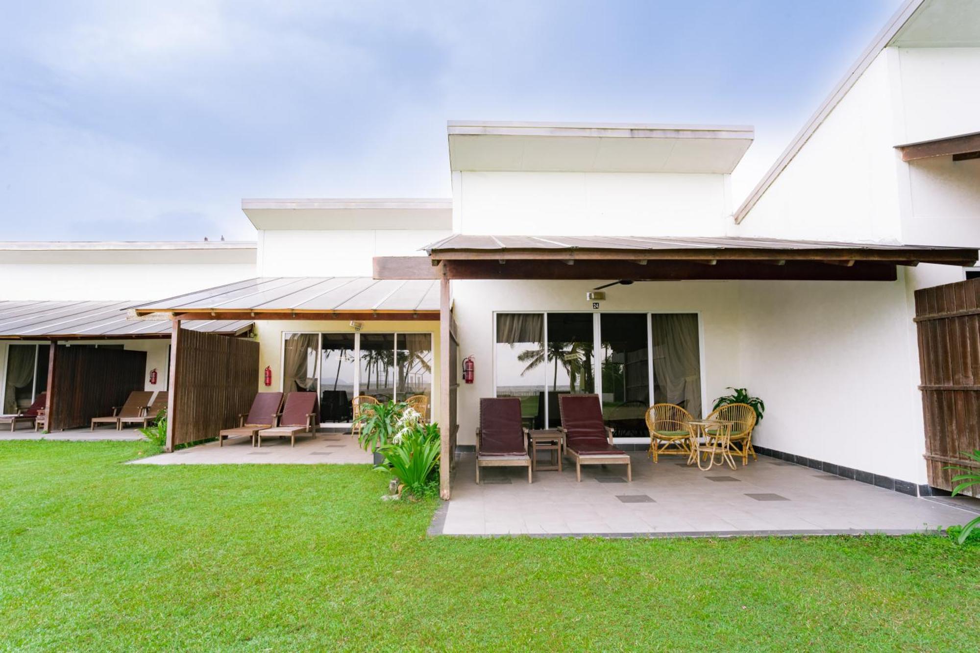 Langkah Syabas Beach Resort Kinarut Exterior photo