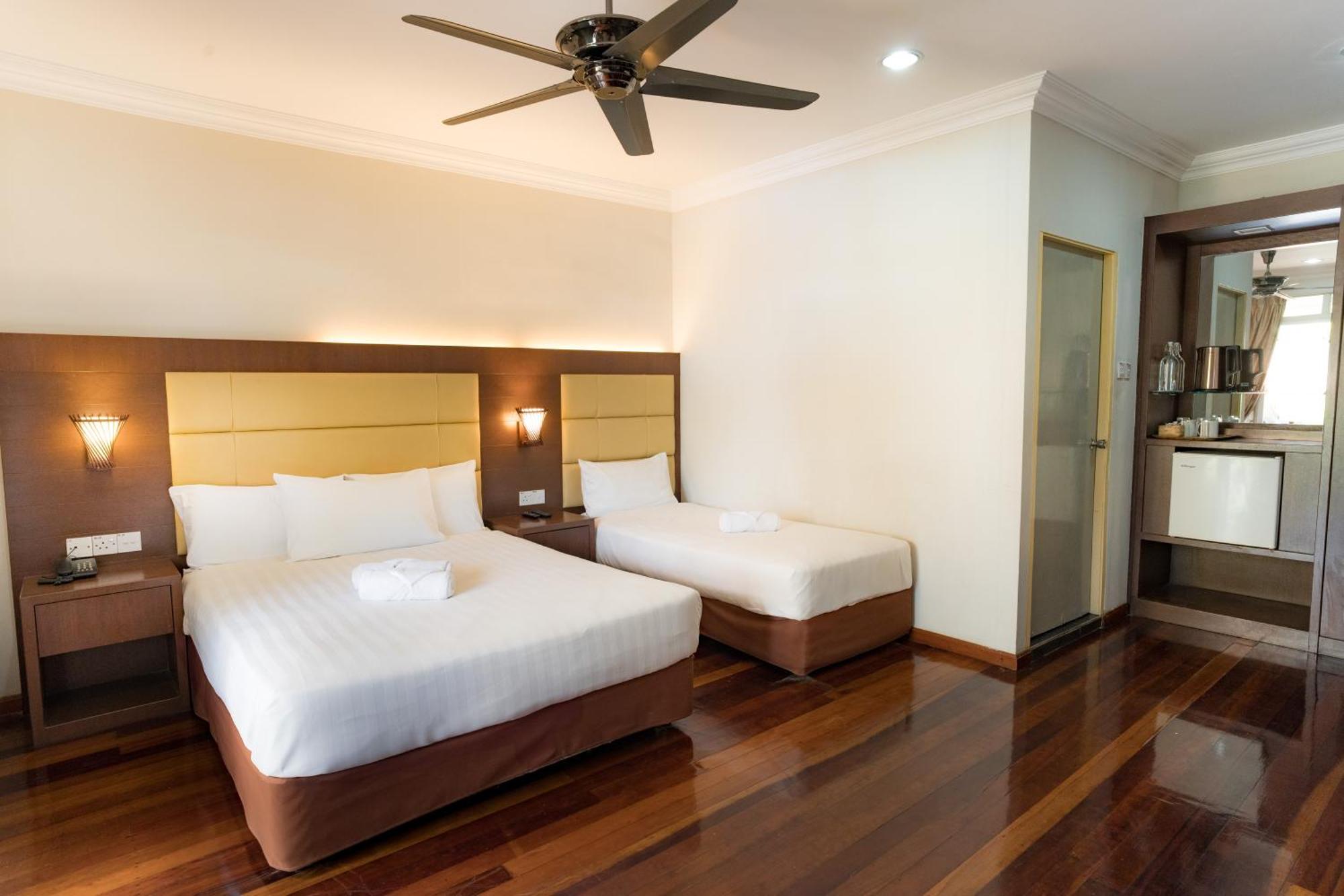 Langkah Syabas Beach Resort Kinarut Exterior photo